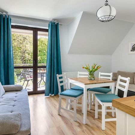 Morskie Apartamenty Przy Plazy Piamola 크리니차 모르스카 외부 사진