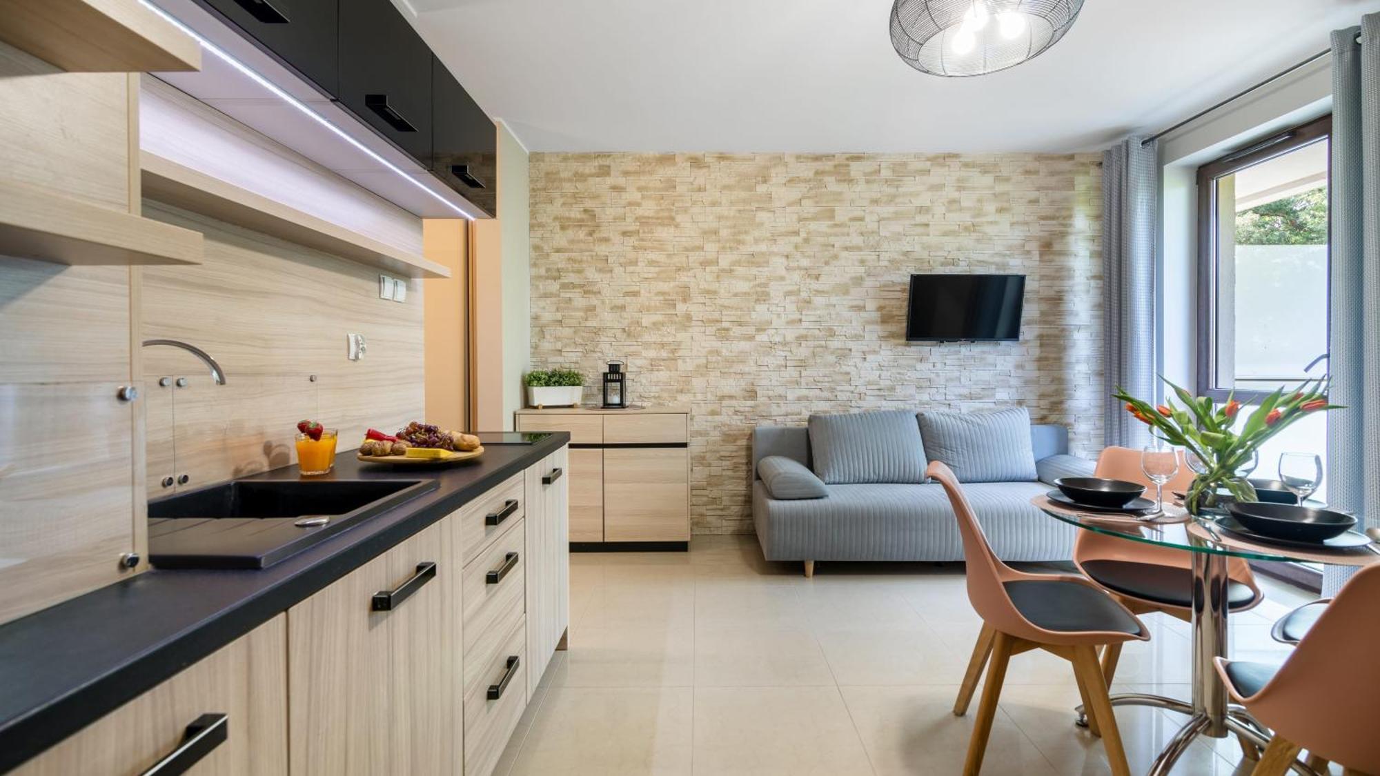 Morskie Apartamenty Przy Plazy Piamola 크리니차 모르스카 외부 사진