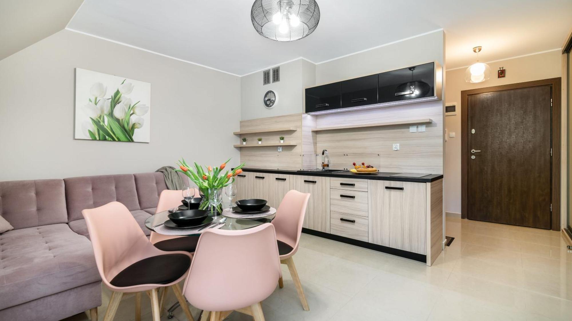 Morskie Apartamenty Przy Plazy Piamola 크리니차 모르스카 외부 사진