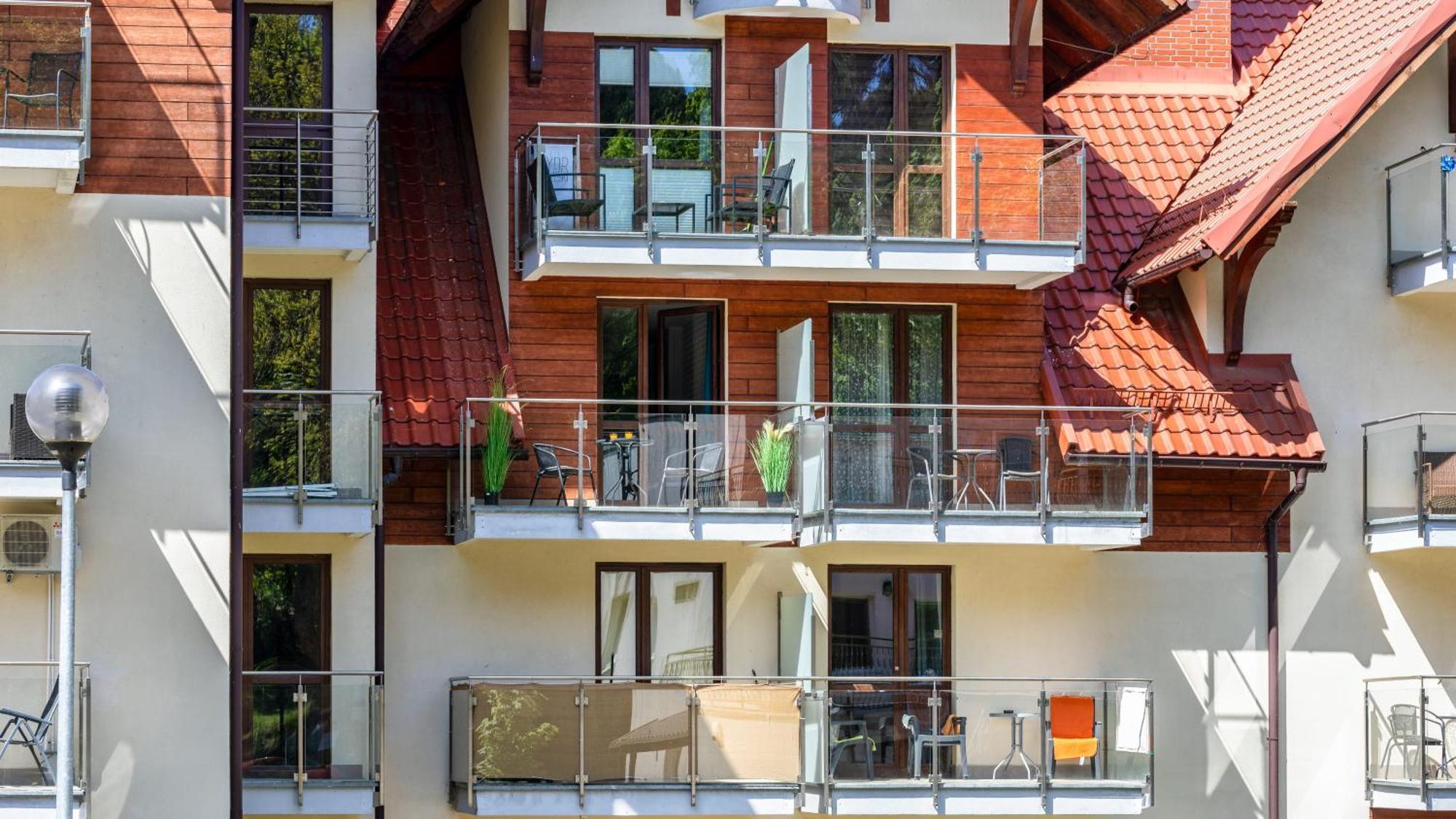 Morskie Apartamenty Przy Plazy Piamola 크리니차 모르스카 외부 사진