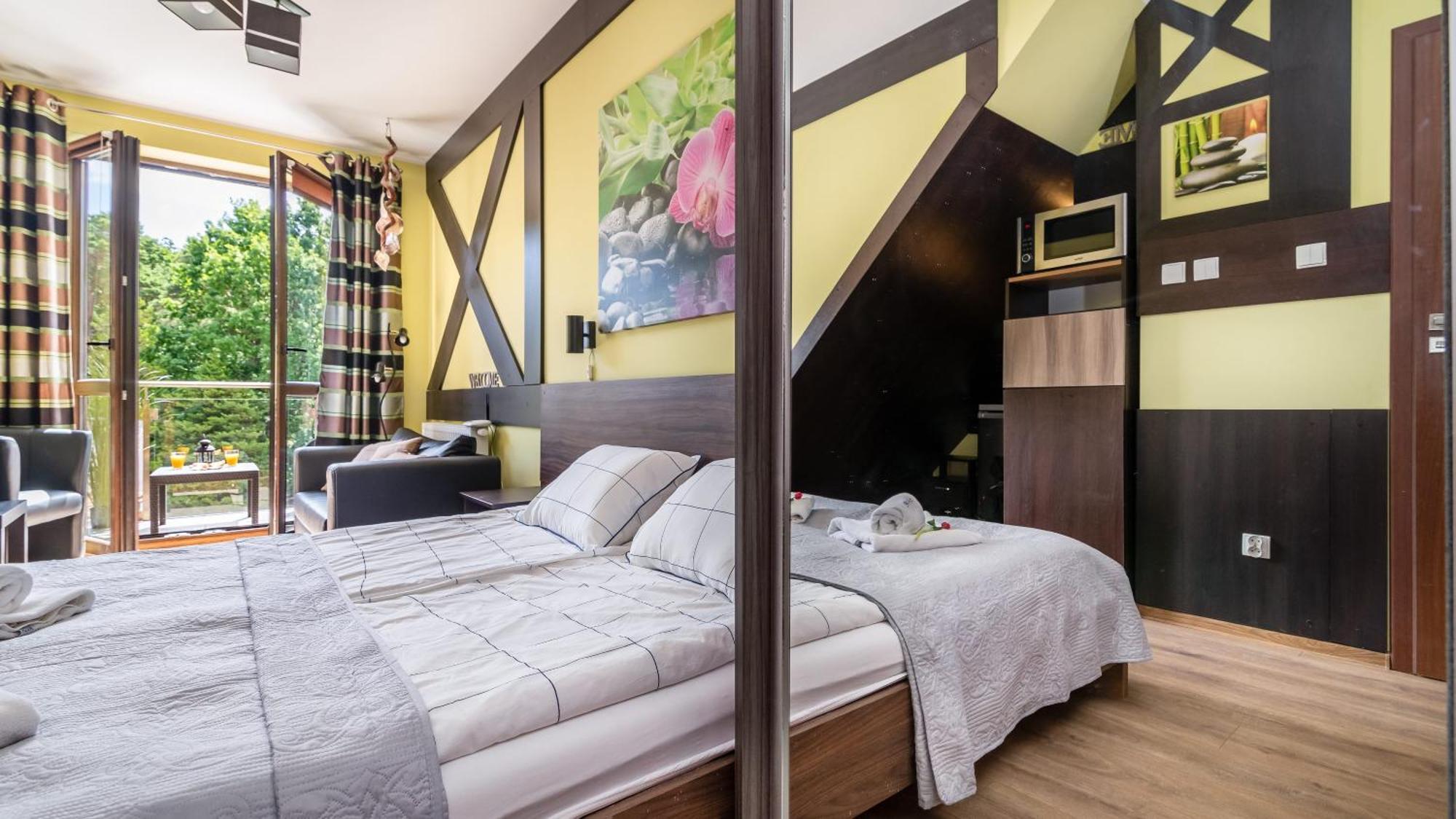 Morskie Apartamenty Przy Plazy Piamola 크리니차 모르스카 외부 사진