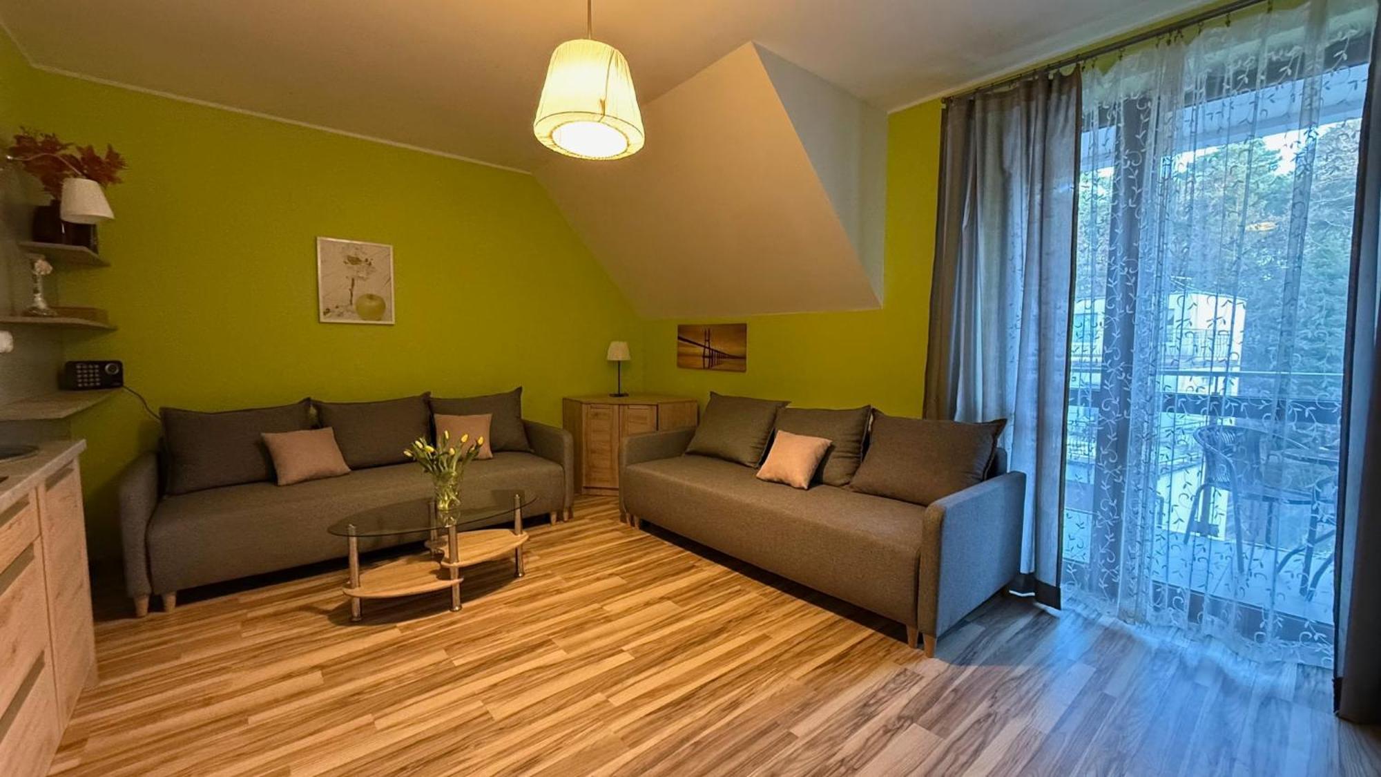 Morskie Apartamenty Przy Plazy Piamola 크리니차 모르스카 외부 사진