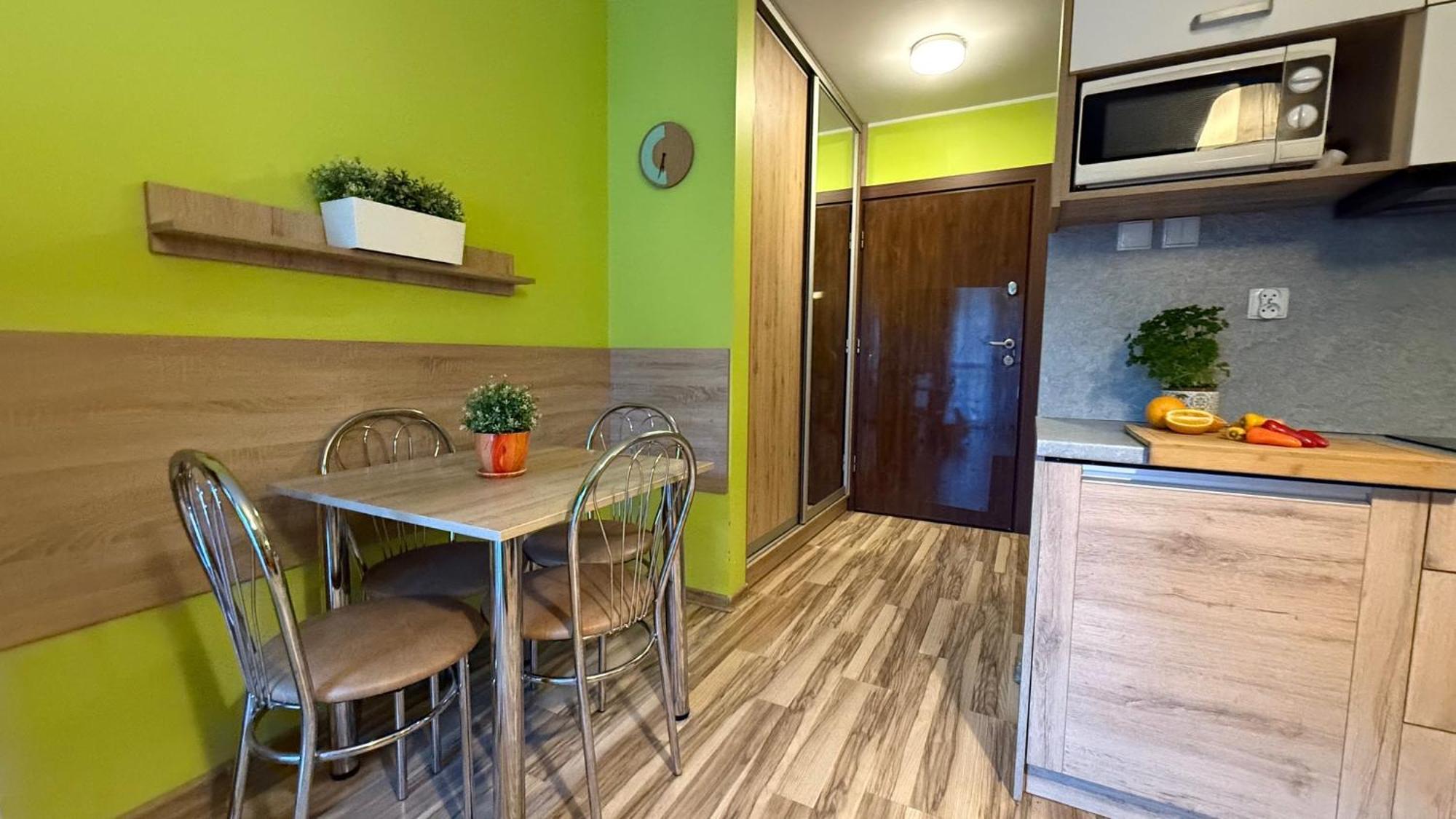 Morskie Apartamenty Przy Plazy Piamola 크리니차 모르스카 외부 사진